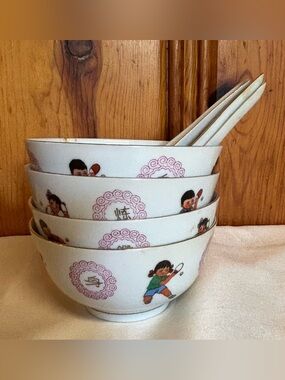 Vintage Liling Ceramic Set Of 4 Chinese Ping Pong Rice Bowls 3 Spoons